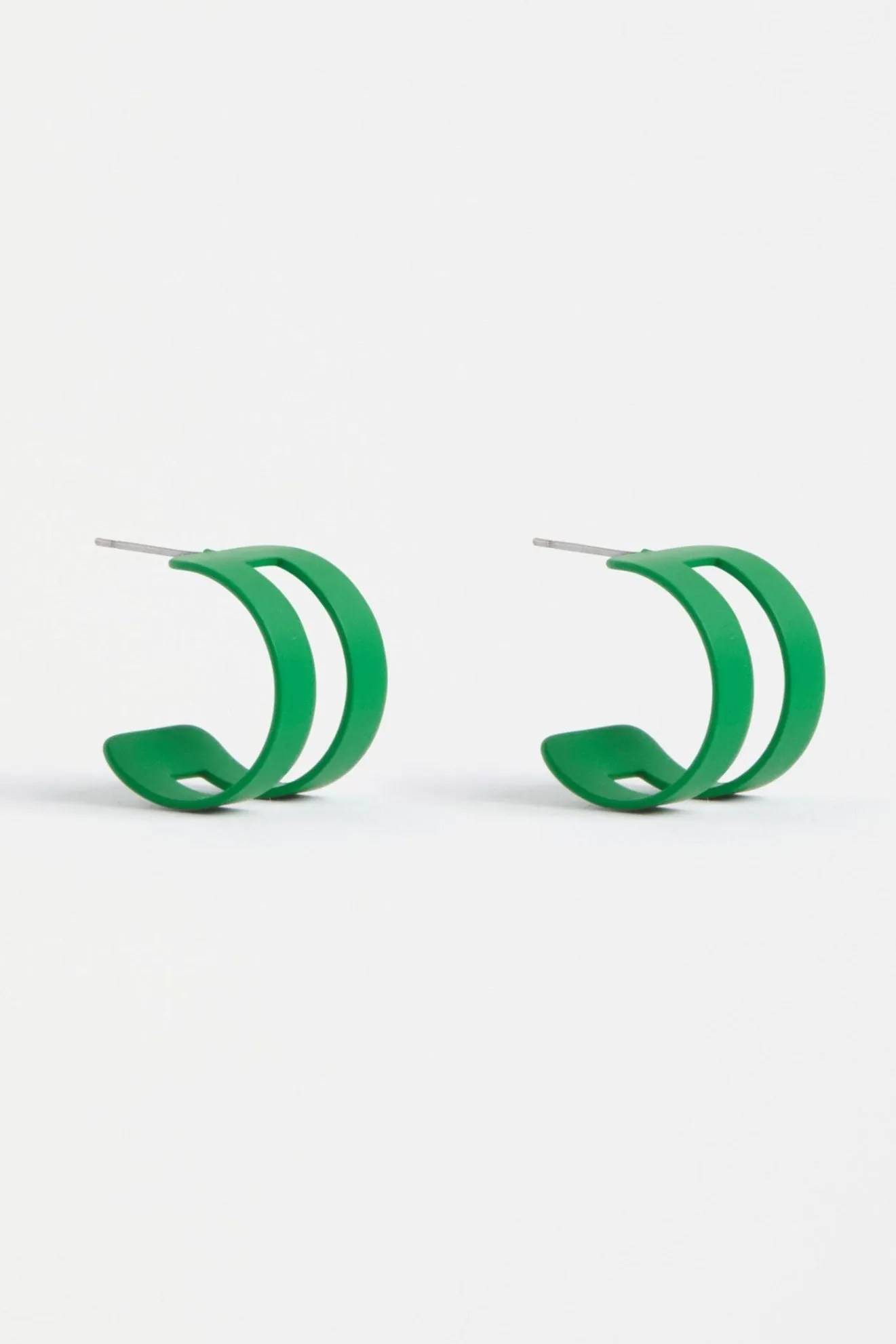 BEJA HOOP EARRING - E0381