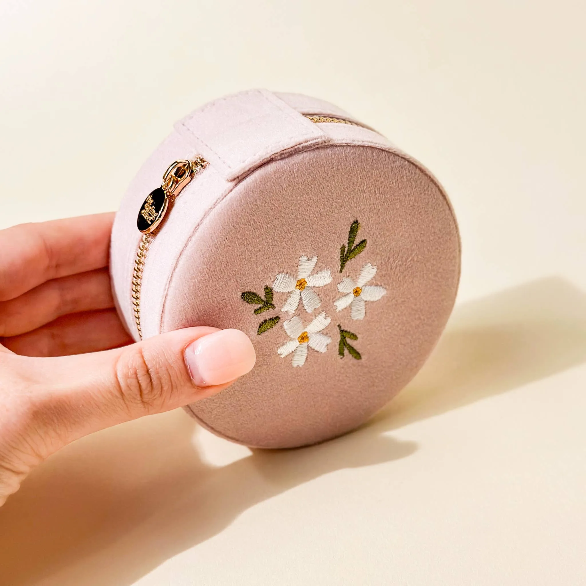Blush Round Velvet Jewelry Case