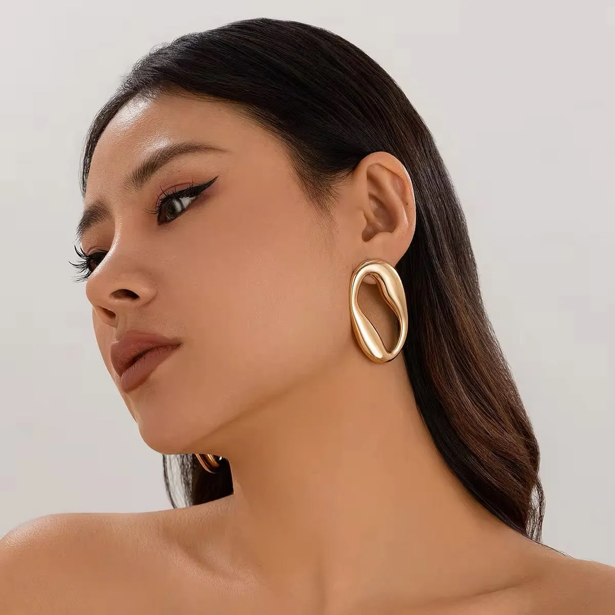 Creative Irregular Hollow Circle Metal Stud Earrings